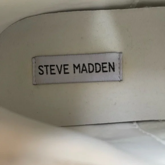 Steve Madden Maxima Sparkling White Sneakers *NEW* - Picture 3 of 5